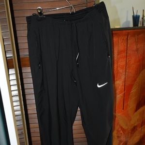 Loose fit Nike running joggers